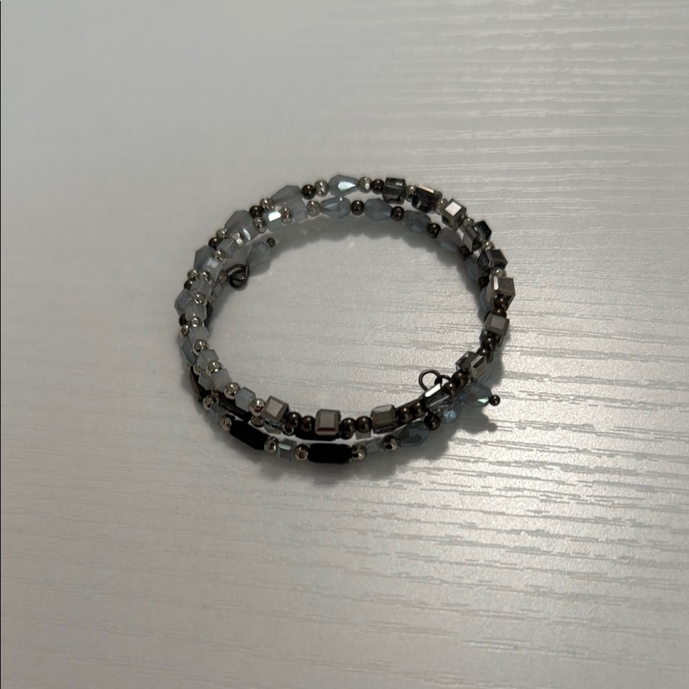 Elegant Silver and Black Beaded Bracelet